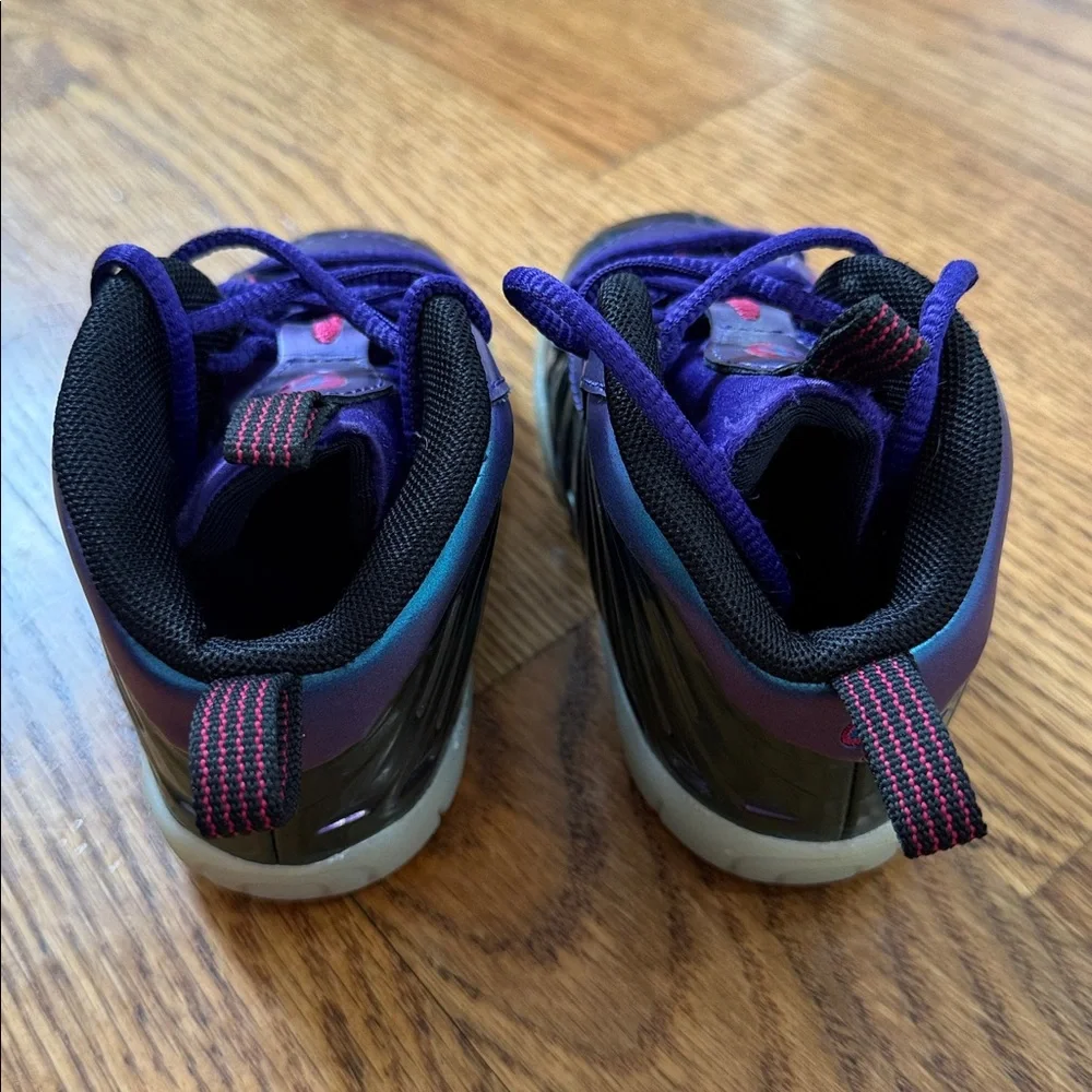 Nike Little Posite One 2018 Iridescent Purple Sneakers/Shoes. Size 6C.